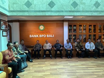 Senator Merta Jiwa Dialog dengan Bank BPD Bali