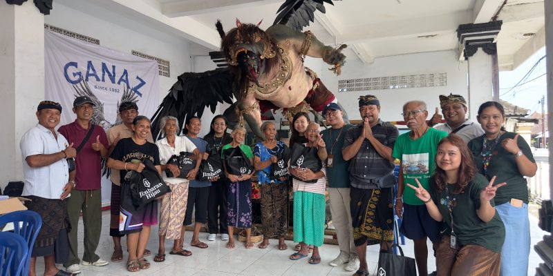 Sambut Nyepi dengan Berbagi Jimbaran Hijaubersama Desa Adat Jimbaran Menyalurkan 100Paket Sembako untuk Lansia di Empat Banjar/ mediabadung
